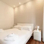 Apartment Manzoni 44