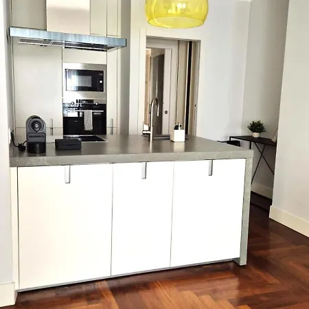 Manzoni 44 Apartamento *