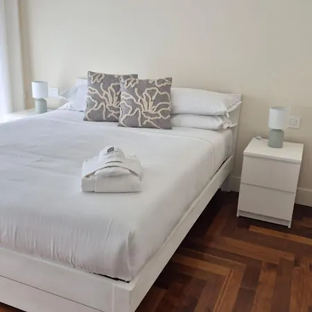 Apartamento Manzoni 44 *