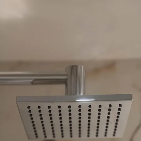 Manzoni 44 Apartman *